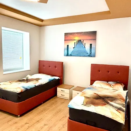 Pensjonat Kervanhof An Der Donau *